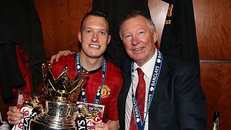 Alex Ferguson cùng với chức vô địch Premier League năm 2012